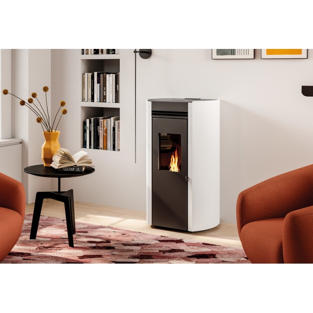 Soba pe peleti PALAZZETTI Ecofire Flo 6, dimensiuni 53 x 49 x 97 cm - 90 kg, culoare otel alb