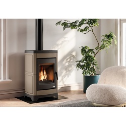 Soba pe lemne PALAZZETTI Charlotte 10G, dimensiuni 58 x 55 x 95 cm - 200 kg, culoare ceramica caffe latte