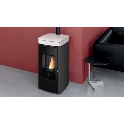 Sobă pe peleți EDILKAMIN Yana 7 Evo, putere utila 3/6,9 kW cu laterale din oțel, blat și inserții din ceramică alb mat