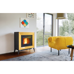 Soba pe peleți PIAZZETTA LINE, profil compact din majolica, clasa energetica A+ si putere nominala 4 - 9 kW